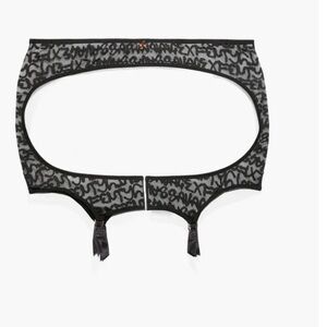 NWT garter belt